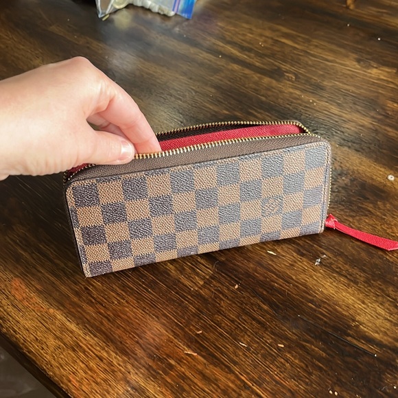 Louis Vuitton CLÉMENCE WALLET - Picture 11 of 12
